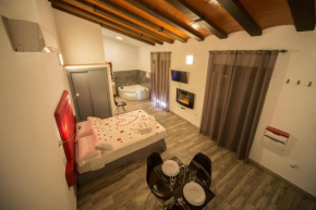 Гостиница Estudios Rurales La Casa de Luis  Санта Крус Де Ла Сьерра